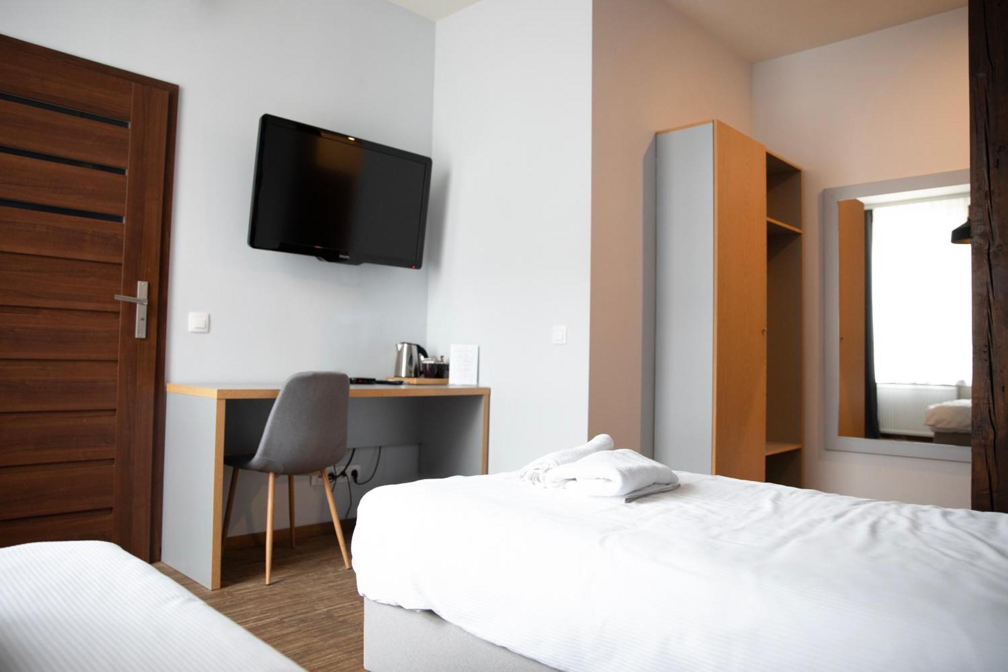 New Adler Bed & Breakfast Łódź Zewnętrze zdjęcie
